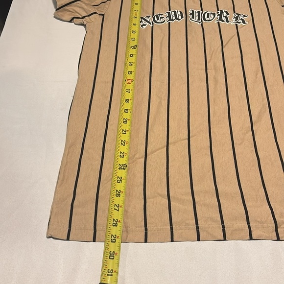 WXYZ Tan Striped Men's Shirt With New York Logo - Picture 4 of 6